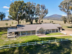 Merrigums - Merrijig - Sleeps 12
